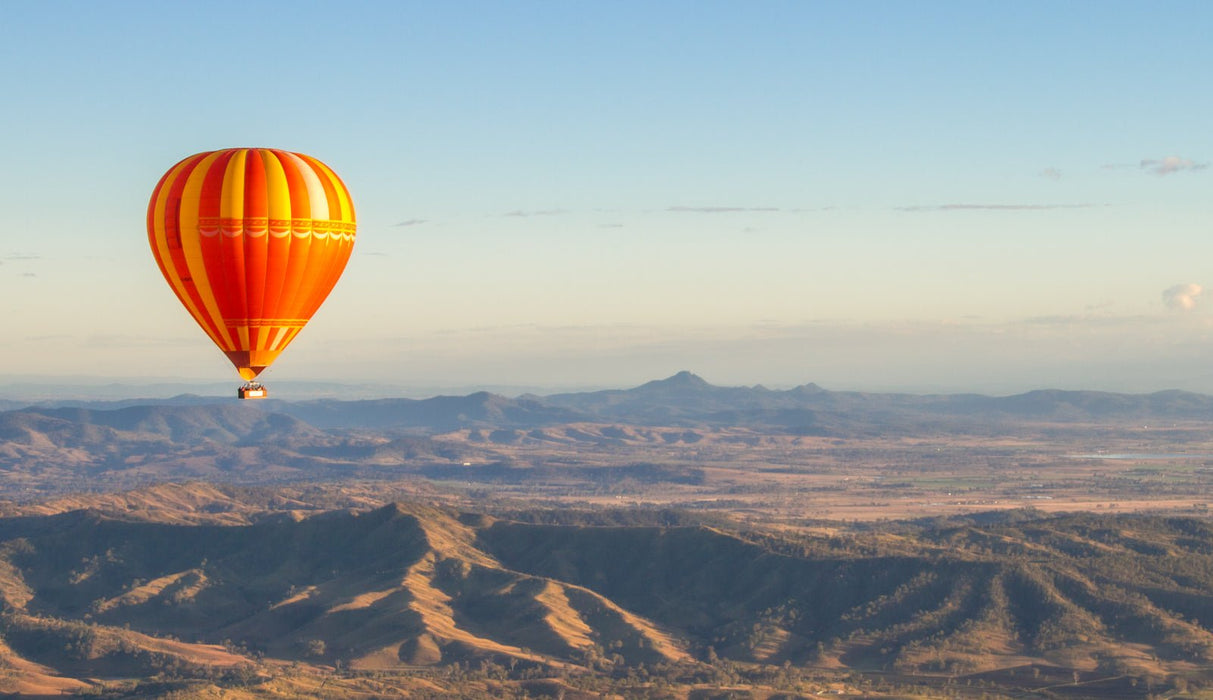 Family Cairns Classic Ballooning - We Wander