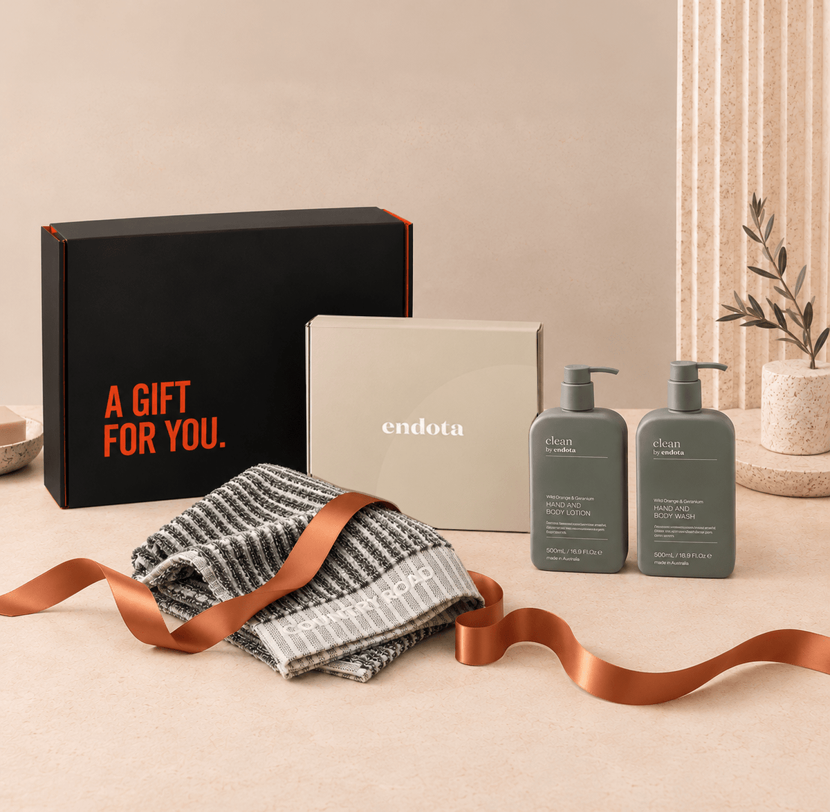 We Wander Bathroom Gift Hamper - We Wander