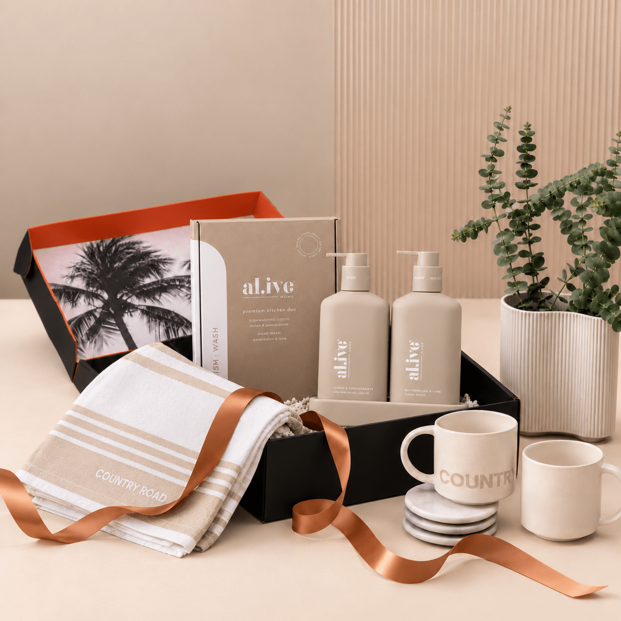 We Wander Signature Kitchen Hamper - We Wander